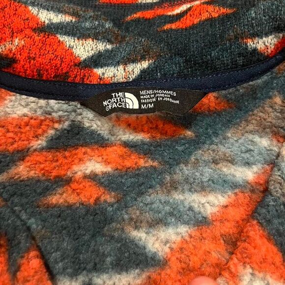 The north face Aztec print pull over jacket - Picture 3 of 5